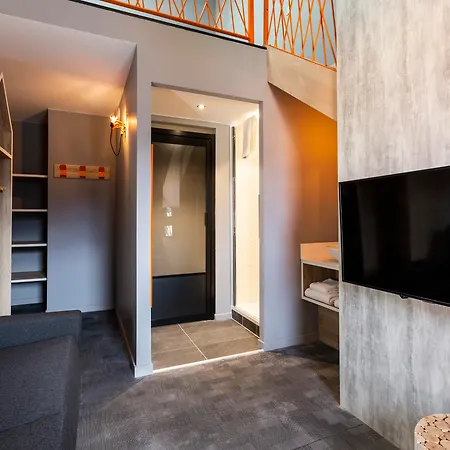 Hotel Base Camp Bourg-Saint-Maurice