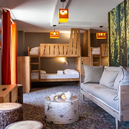 Hotel Base Camp