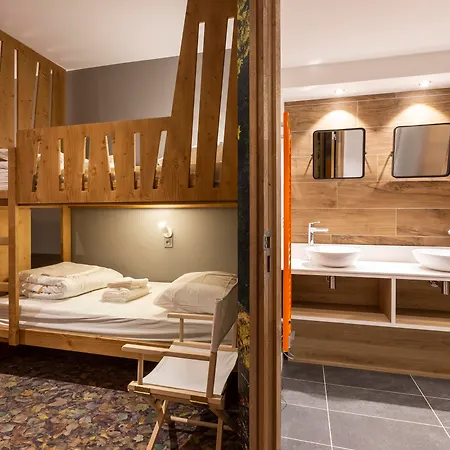 Hotel Base Camp