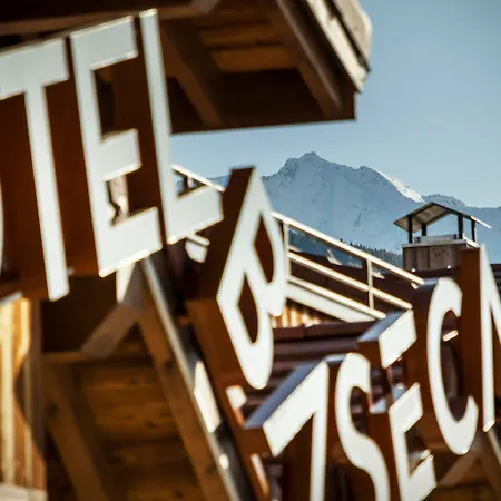 Base Camp Hotel