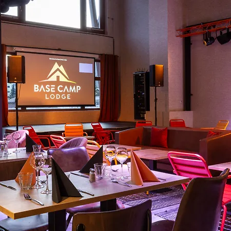Base Camp Hotel 3*
